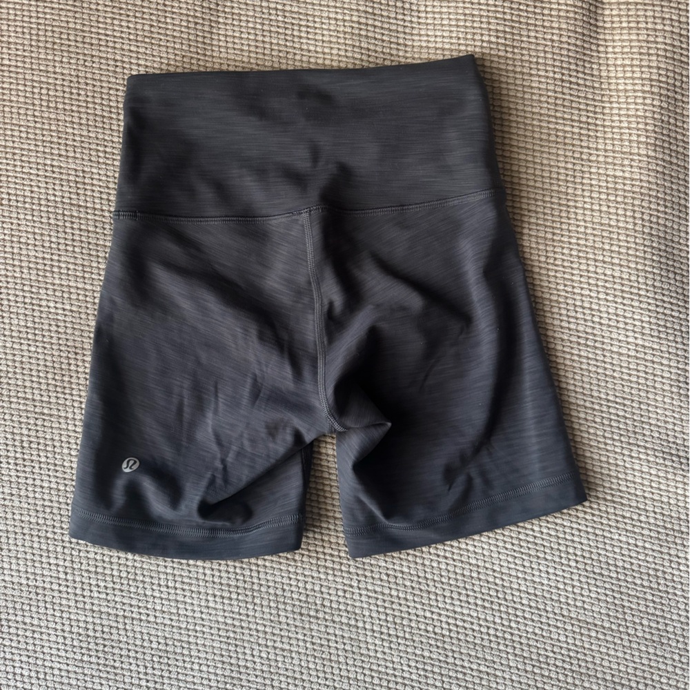 Lululemon Wunder train